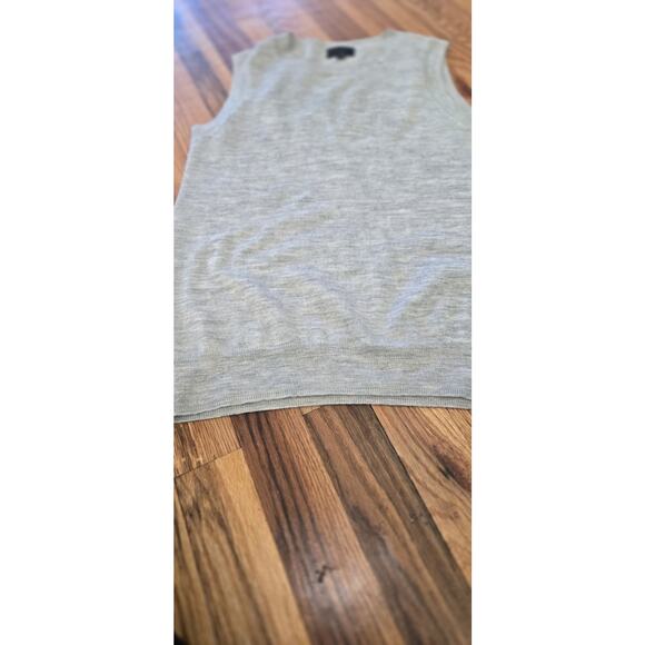 J.crew collection cashmere shell size S Gray *repaired - Picture 6 of 6